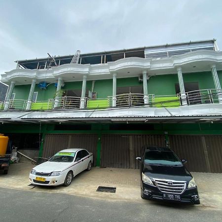 Reddoorz Plus Near Siloam Hospital Balikpapan Bagian luar foto