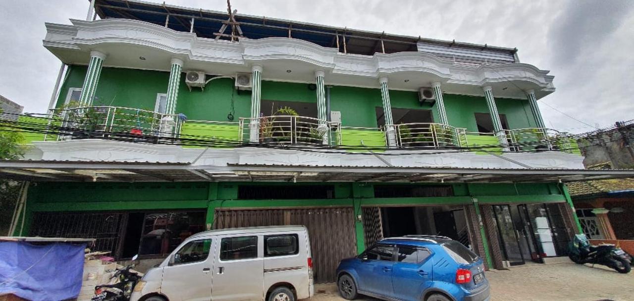 Reddoorz Plus Near Siloam Hospital Balikpapan Bagian luar foto