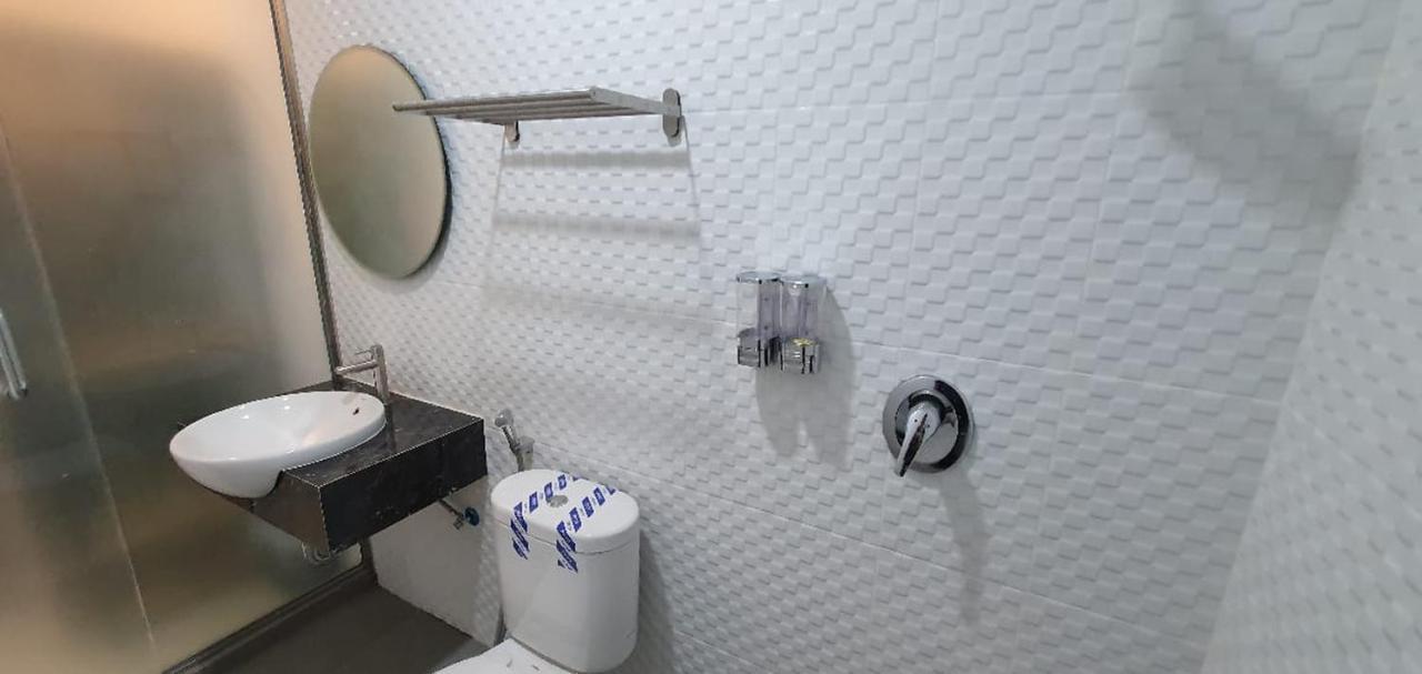 Reddoorz Plus Near Siloam Hospital Balikpapan Bagian luar foto